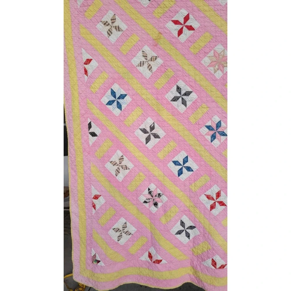 Vintage Friendship Star Quilt‎ Hand Quilted Pink Yellow Patchwork 64x75 Cottage